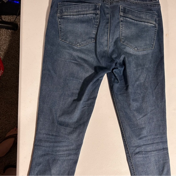 Brand Democracy 
Size 4
Distressed denim
Straight leg - Picture 3 of 4